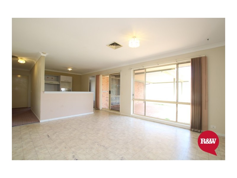8 Dunkley Court, Rooty Hill NSW 2766