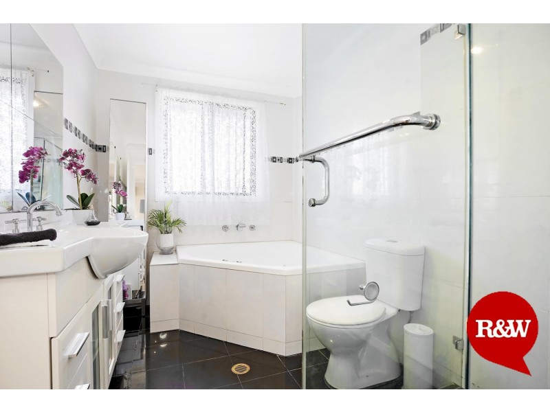 7 Kyleanne Place, Dean Park NSW 2761