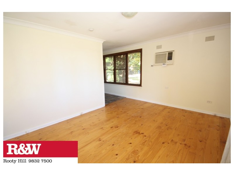 23 LANG CRESCENT, Blackett NSW 2770