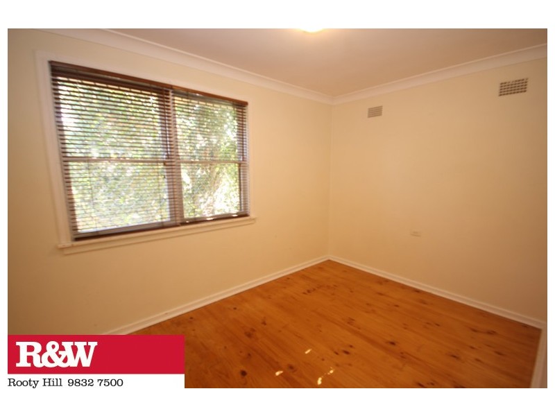 23 LANG CRESCENT, Blackett NSW 2770