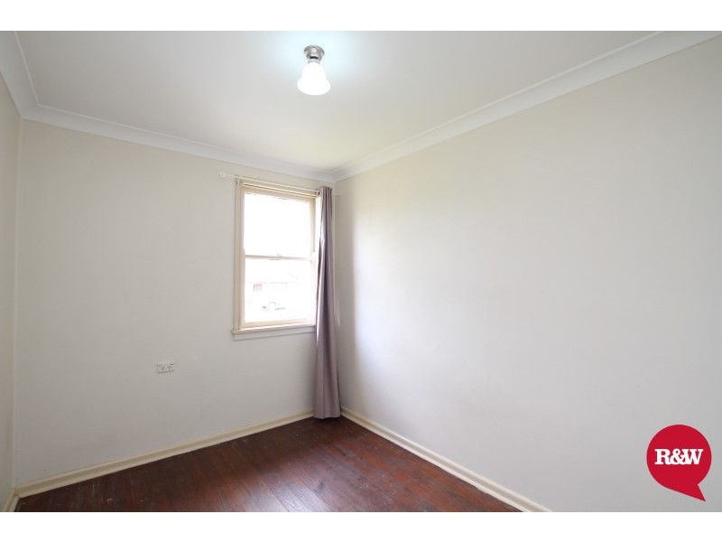 19 Leyte Avenue, Lethbridge Park NSW 2770