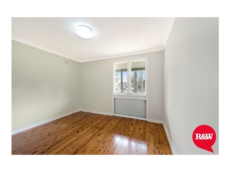 34 Keesing Crescent, Blackett NSW 2770