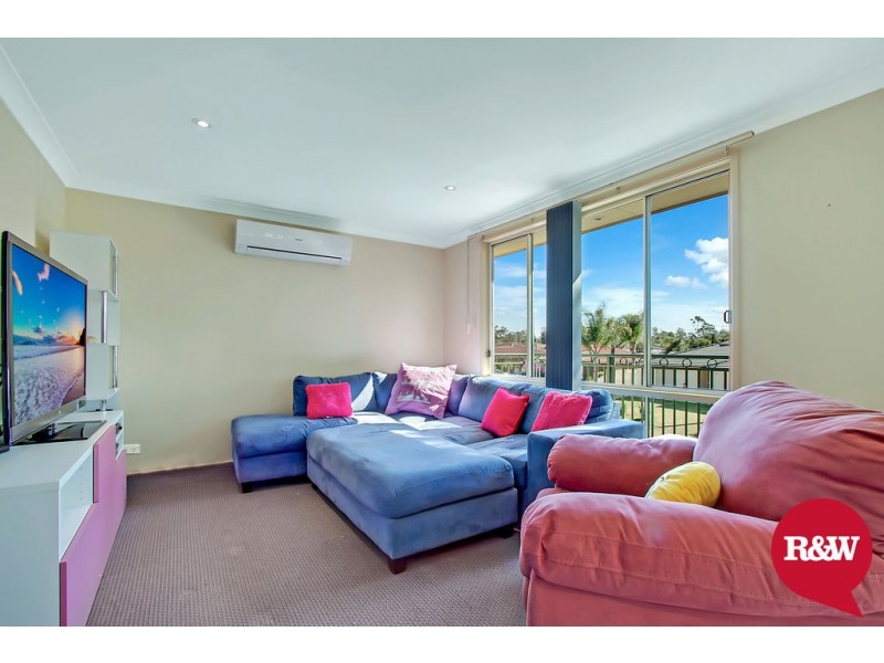 15 Speers Crescent, Oakhurst NSW 2761