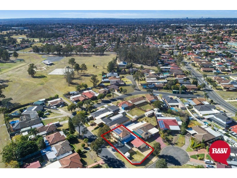 15 Speers Crescent, Oakhurst NSW 2761