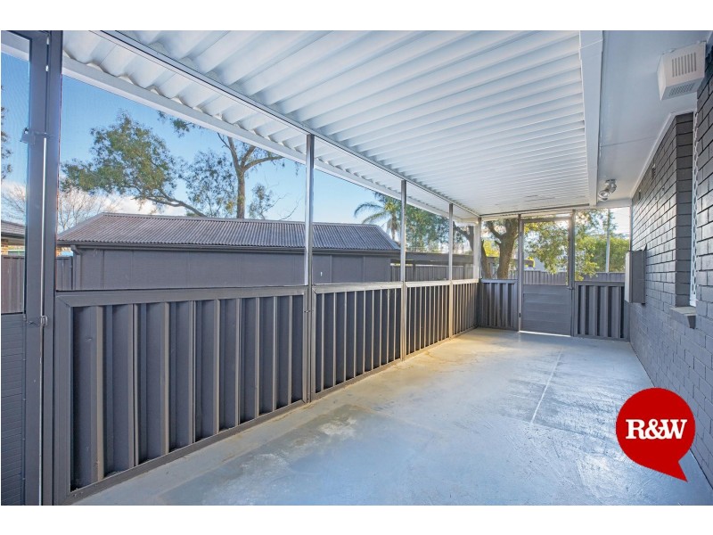 34 Bougainville Road, Lethbridge Park NSW 2770