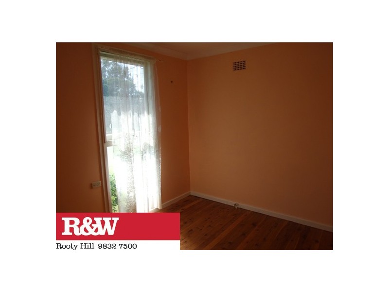 4 PETERLEE PLACE, Hebersham NSW 2770