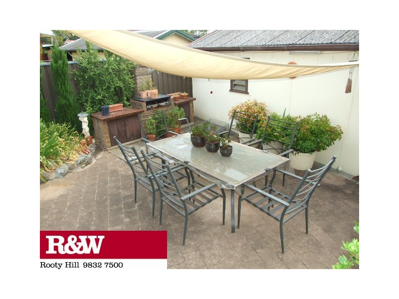 9 WALLIS PLACE, Willmot NSW 2770