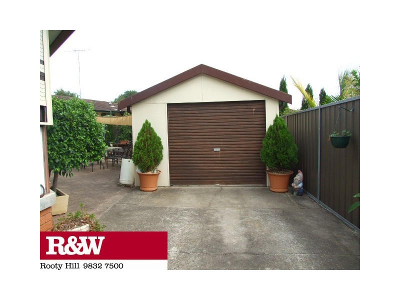 9 WALLIS PLACE, Willmot NSW 2770