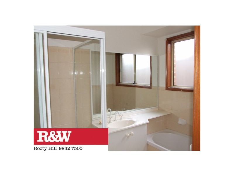 22 TULIPWOOD DRIVE, Colyton NSW 2760