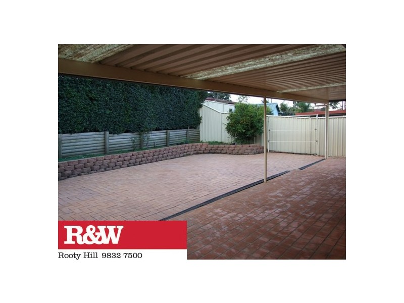 22 TULIPWOOD DRIVE, Colyton NSW 2760