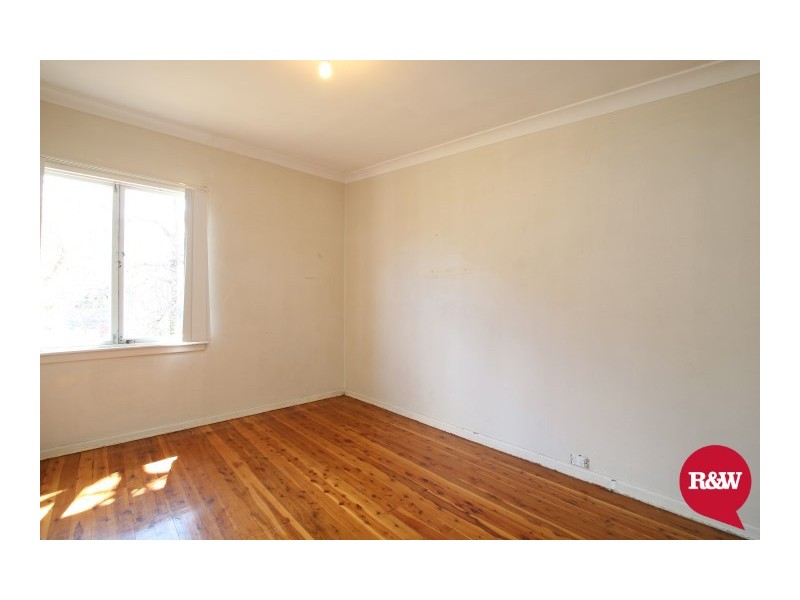 19 Wangaroa Crescent, Lethbridge Park NSW 2770