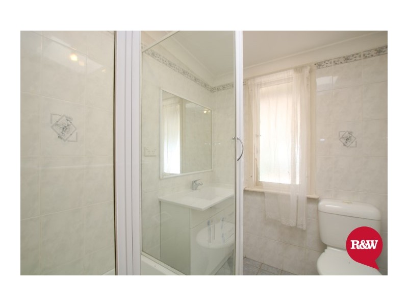 19 Wangaroa Crescent, Lethbridge Park NSW 2770