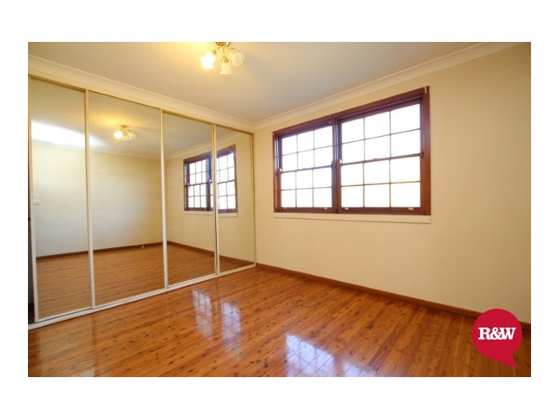 5 Leyte Avenue, Lethbridge Park NSW 2770