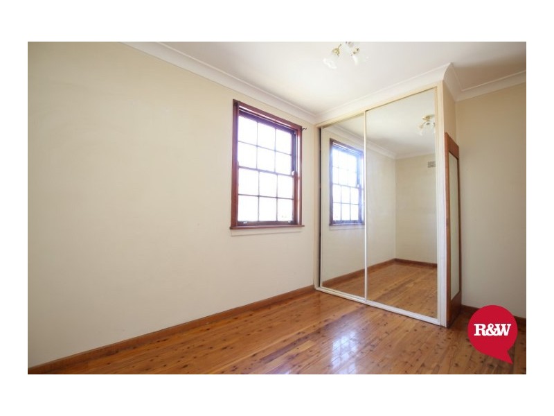 5 Leyte Avenue, Lethbridge Park NSW 2770