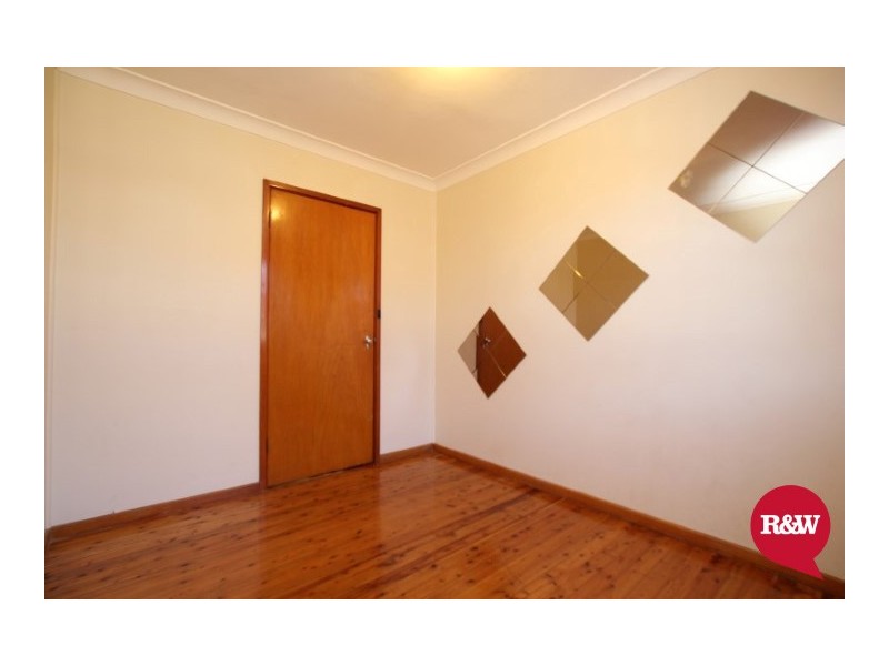 5 Leyte Avenue, Lethbridge Park NSW 2770