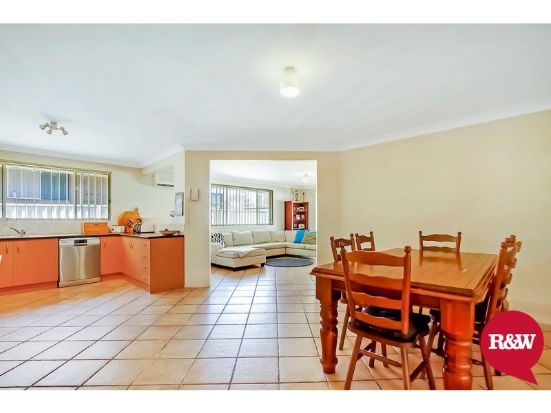 28 Jindalla Crescent, Hebersham NSW 2770