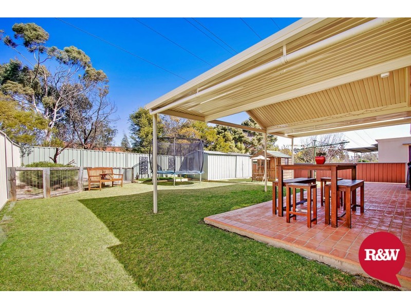 28 Jindalla Crescent, Hebersham NSW 2770
