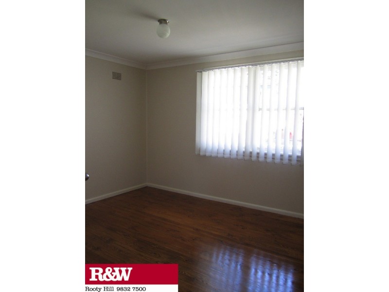 3 TONGA PLACE, Lethbridge Park NSW 2770