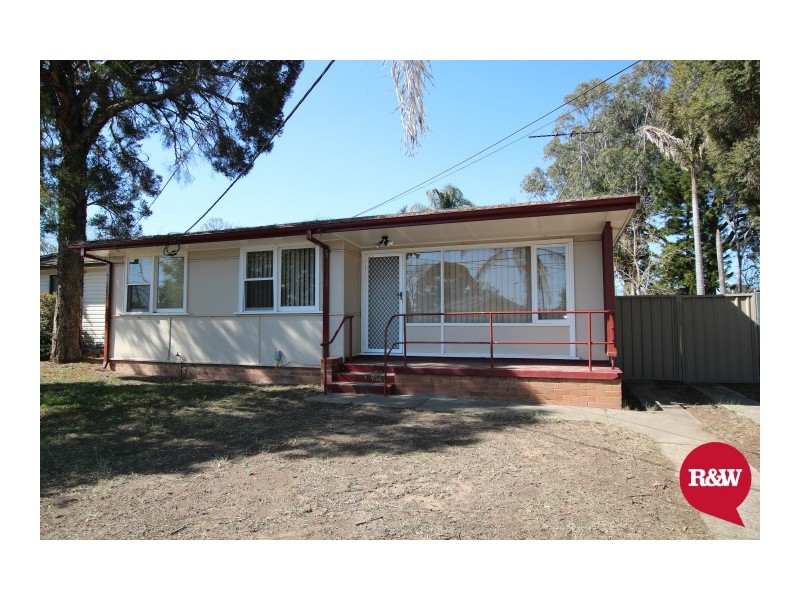 8 Cedar Crescent, North St Marys NSW 2760