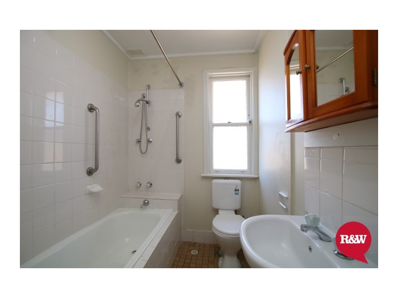 8 Cedar Crescent, North St Marys NSW 2760