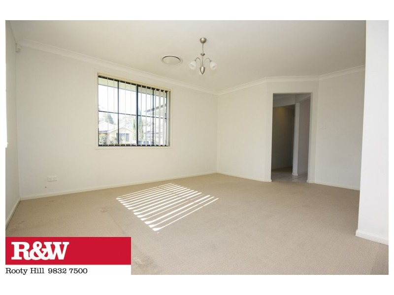 104 PARKWOOD CRESCENT, Plumpton NSW 2761