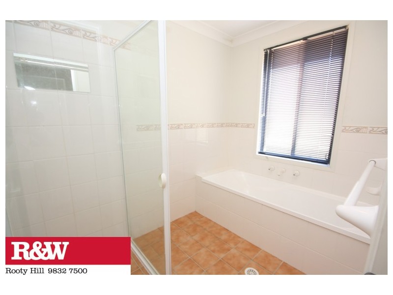 104 PARKWOOD CRESCENT, Plumpton NSW 2761