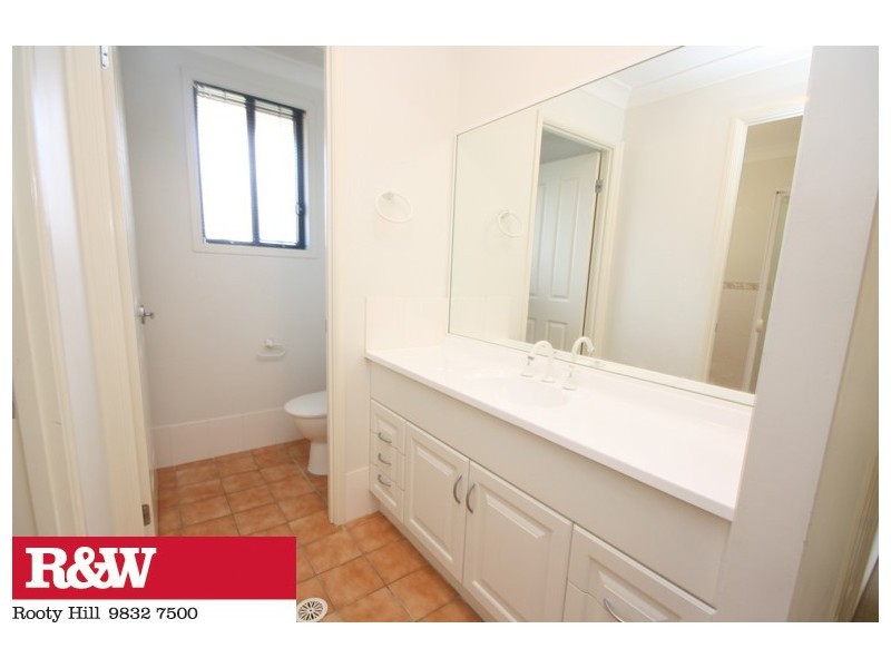 104 PARKWOOD CRESCENT, Plumpton NSW 2761