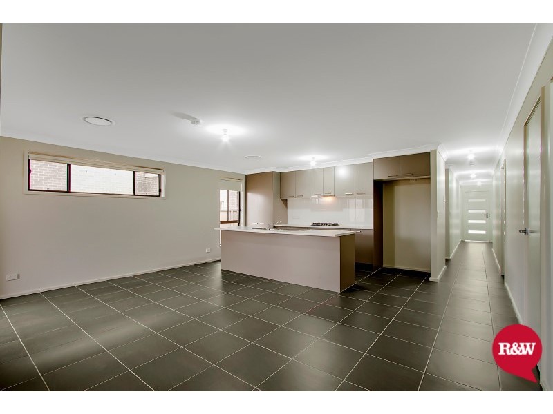 6 Dutton Street, Spring Farm NSW 2570