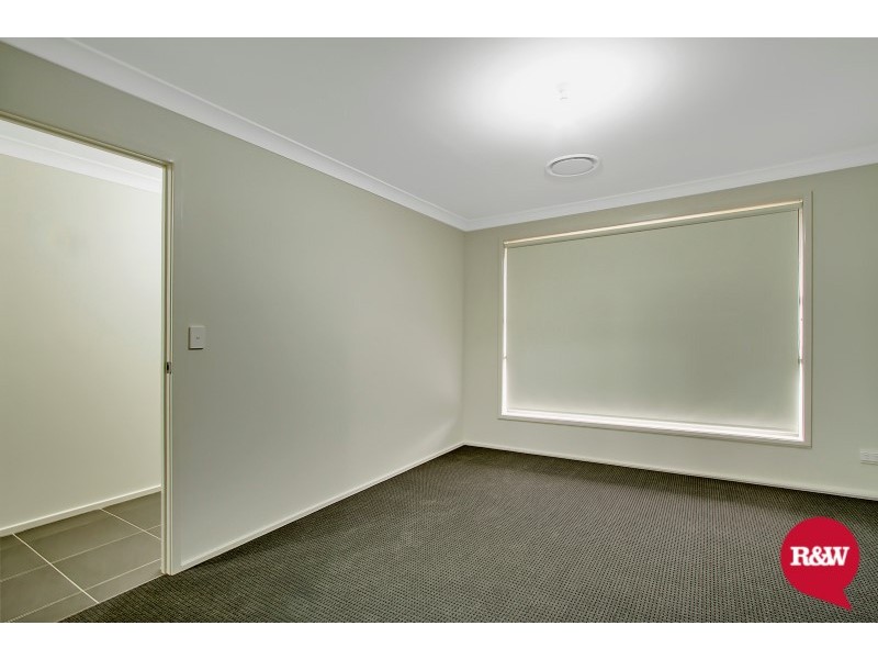 6 Dutton Street, Spring Farm NSW 2570
