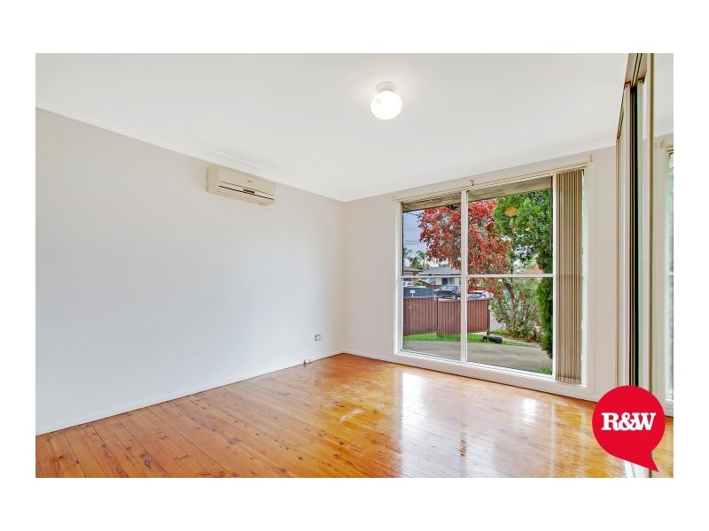 1 Miax Place, Dharruk NSW 2770