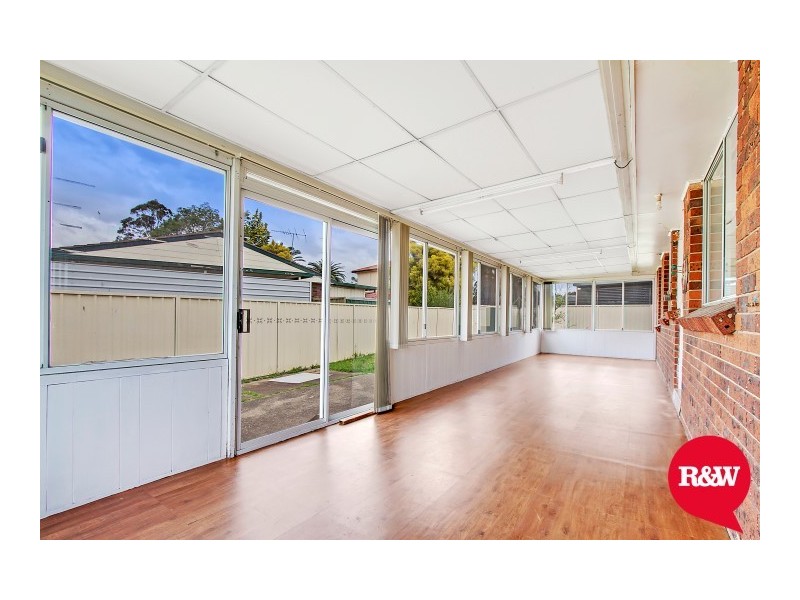 1 Miax Place, Dharruk NSW 2770