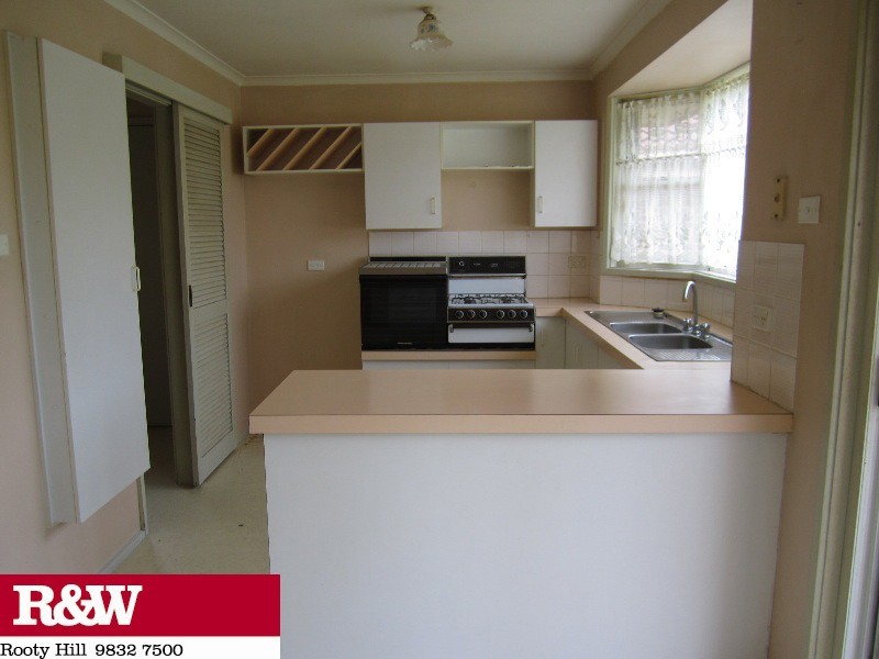 13 BUDAPEST STREET, Rooty Hill NSW 2766