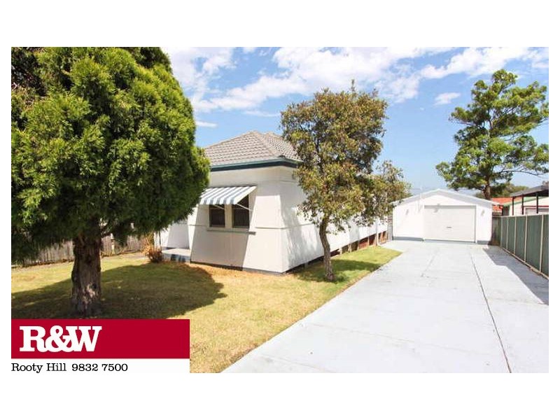 8 MINCHINBURY STREET, Eastern Creek NSW 2766