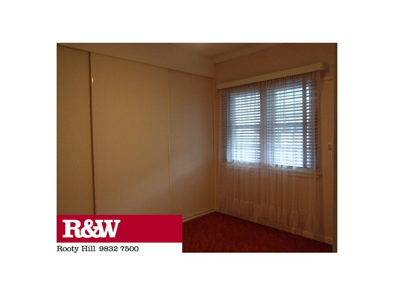 8 MINCHINBURY STREET, Eastern Creek NSW 2766