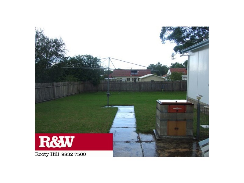 8 MINCHINBURY STREET, Eastern Creek NSW 2766