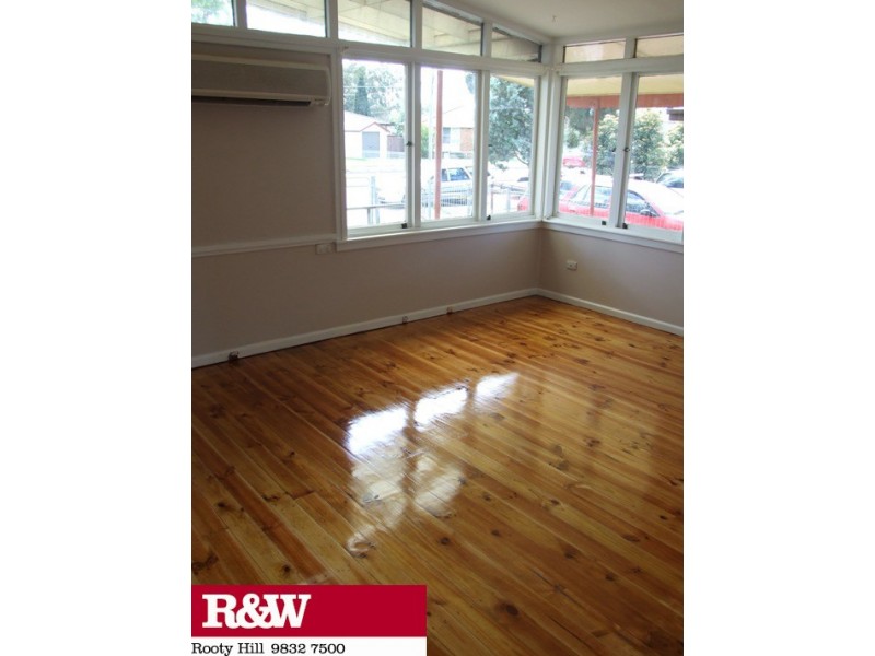 440 LUXFORD ROAD, Lethbridge Park NSW 2770