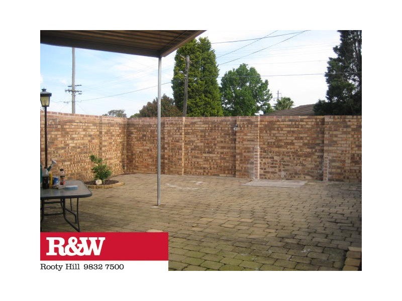 31 MAPLE ROAD, North St Marys NSW 2760