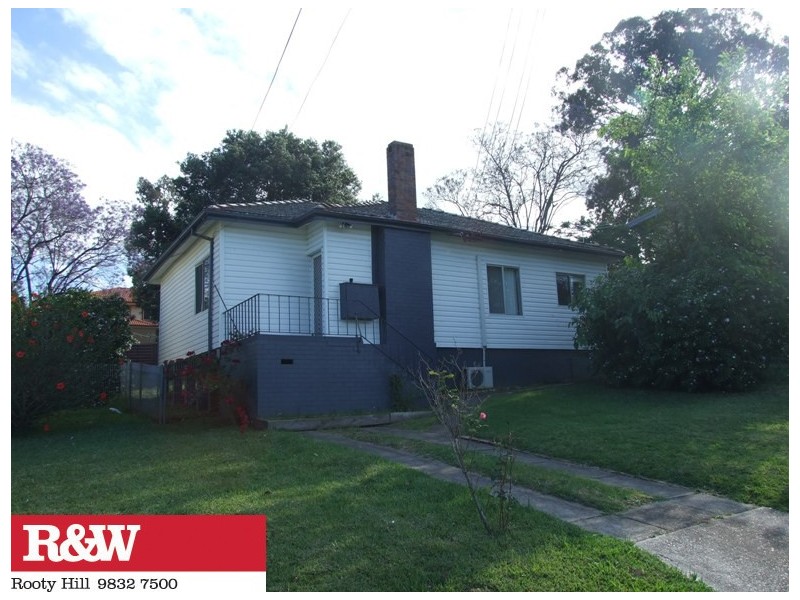 14 KING STREET, St Marys NSW 2760
