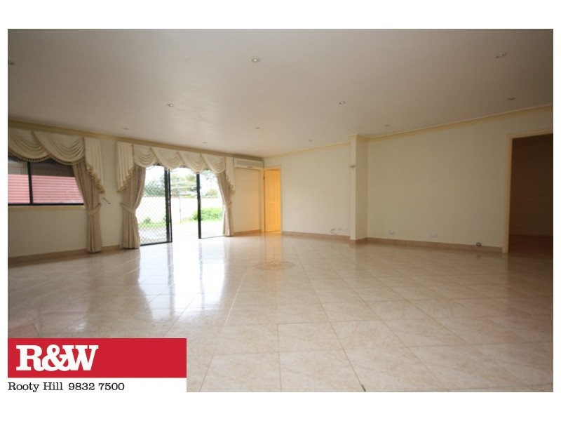 28 SPEERS CRESCENT, Oakhurst NSW 2761