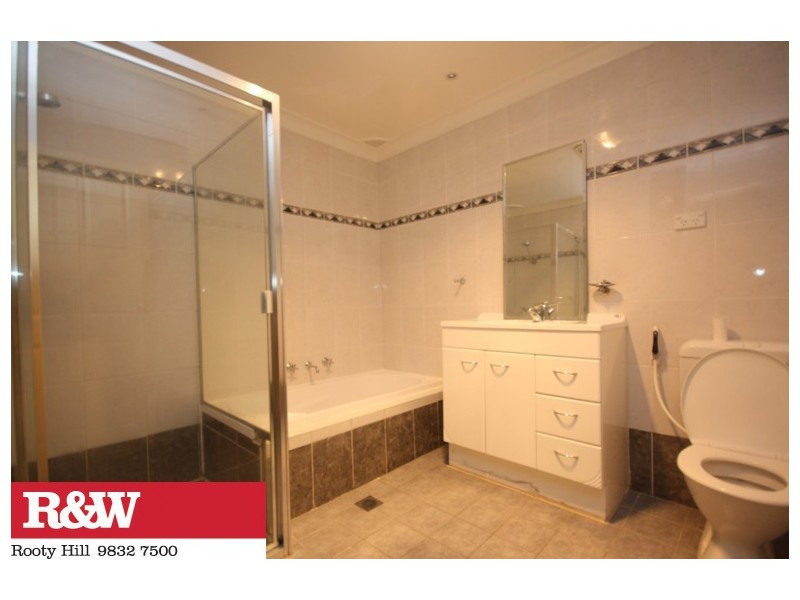 28 SPEERS CRESCENT, Oakhurst NSW 2761