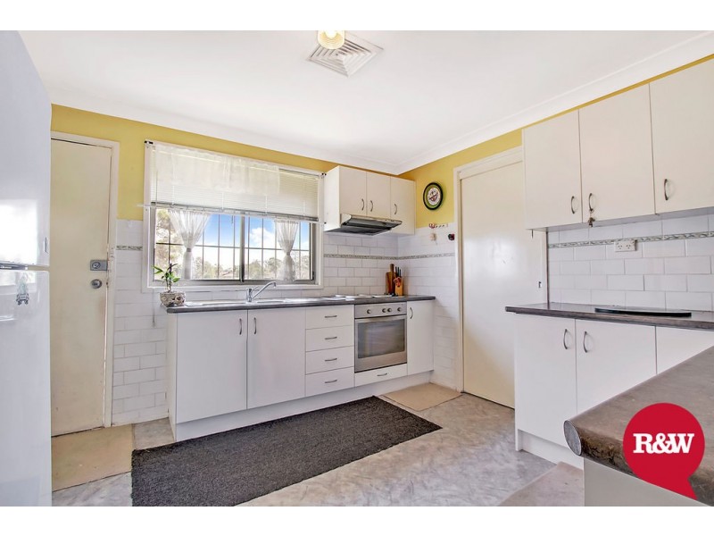 14 Walshe Grove, Bidwill NSW 2770