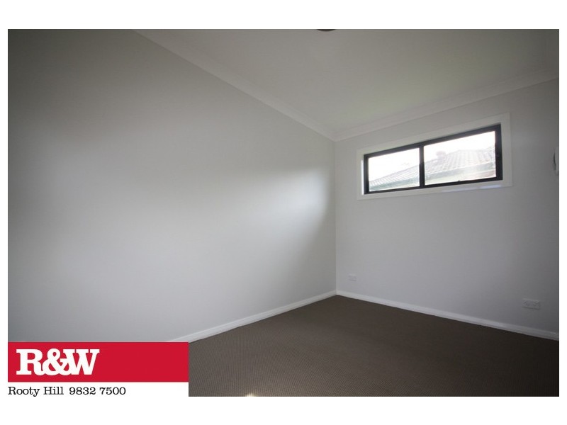 17a FORRESTER ROAD, Lethbridge Park NSW 2770