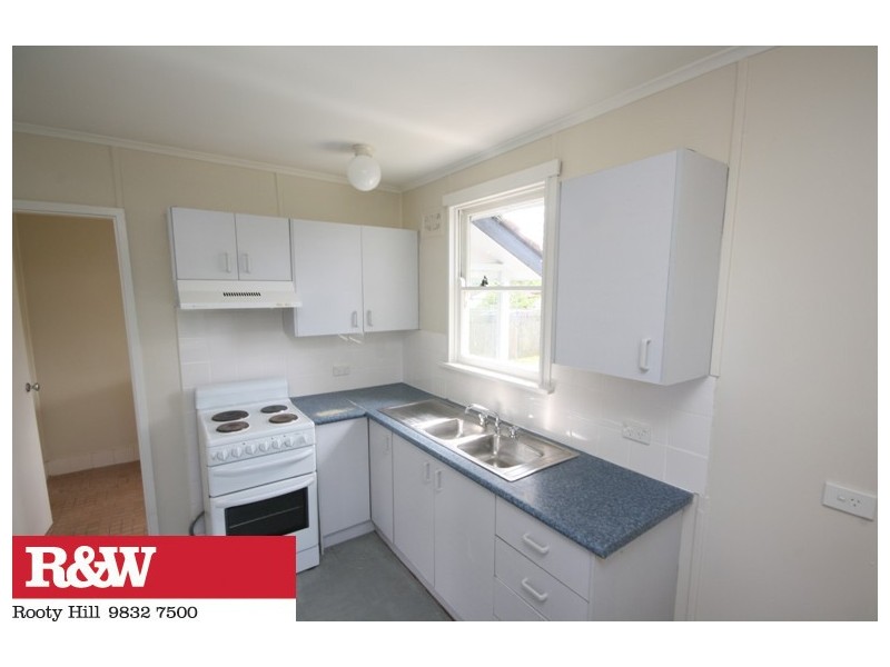 18 ORANA AVENUE, Penrith NSW 2750