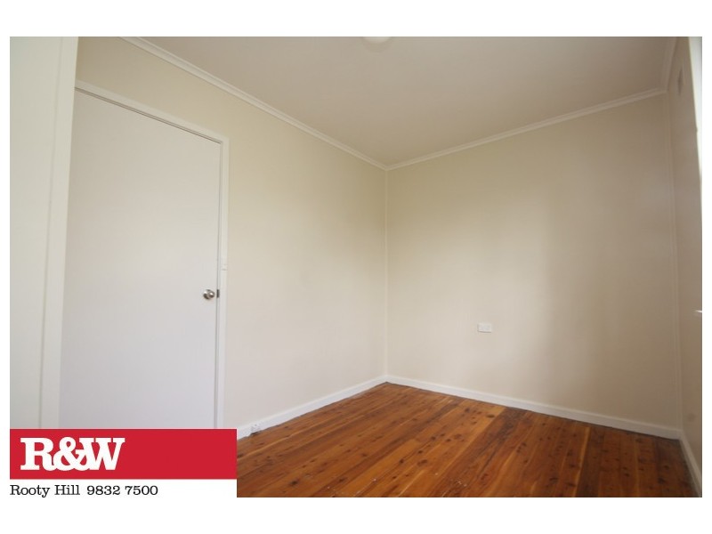 18 ORANA AVENUE, Penrith NSW 2750