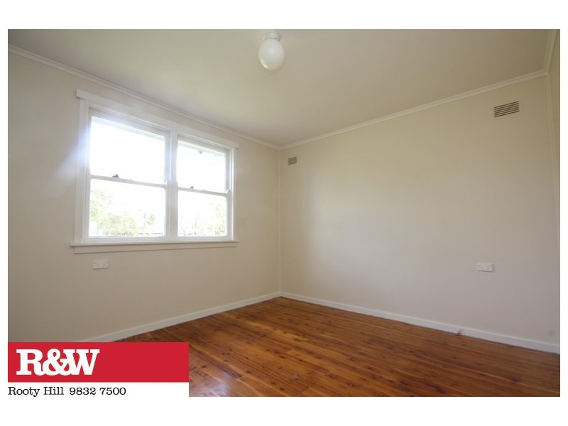 18 ORANA AVENUE, Penrith NSW 2750