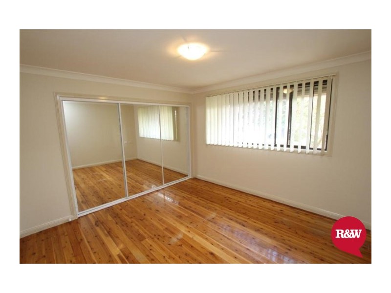 56 Barker Street, Cambridge Park NSW 2747