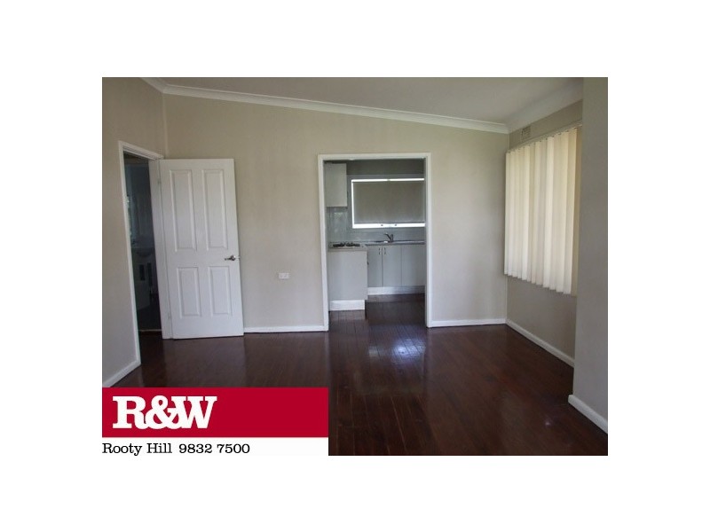 13 MANILA ROAD, Lethbridge Park NSW 2770