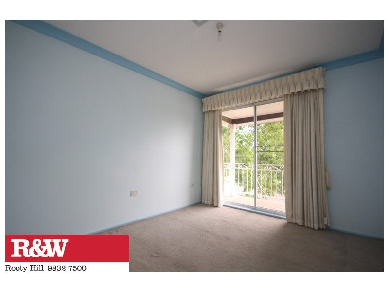 22 JORGENSEN AVENUE, St Clair NSW 2759