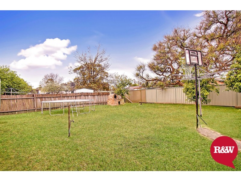 27 Bindaree Street, Hebersham NSW 2770