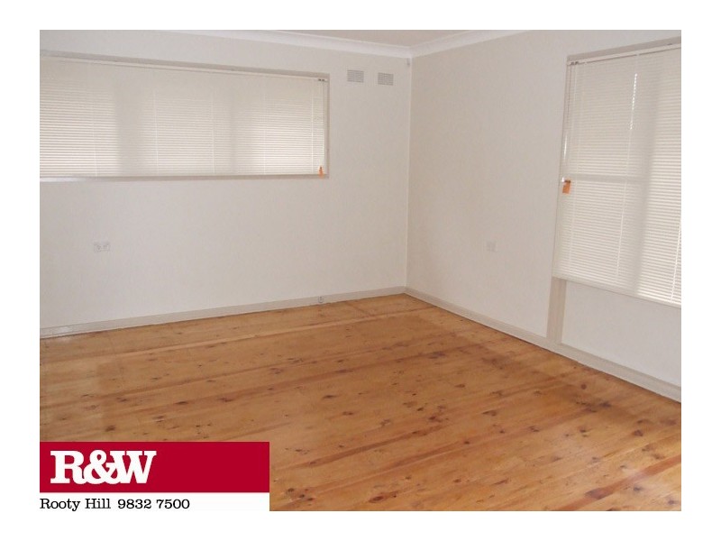 10 CATO PLACE, Blackett NSW 2770